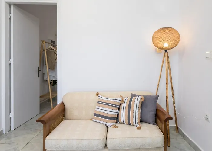 Eraora Lofts & Kefalonia Lakíthra